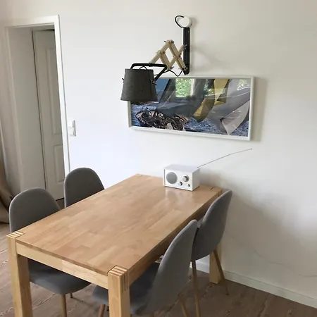 Appartement Bright, Friendly Flat In A Well-maintained Old Building *