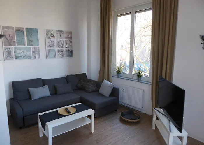 Apartamento Bright, Friendly Flat In A Well-maintained Old Building